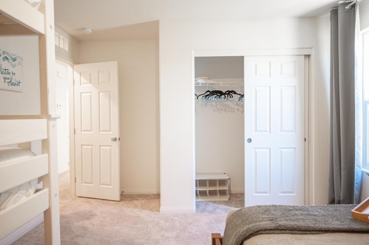 Beautiful Brand New 2 Bedroom Vegas Home! Fits 12 Or More,15-20 Minutes From Lv Strip Las Vegas Exterior foto